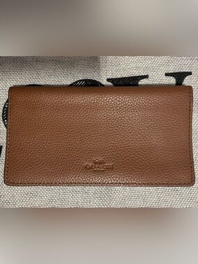 Coach Checkbook Cover in  Pebbled Leather -Brown
